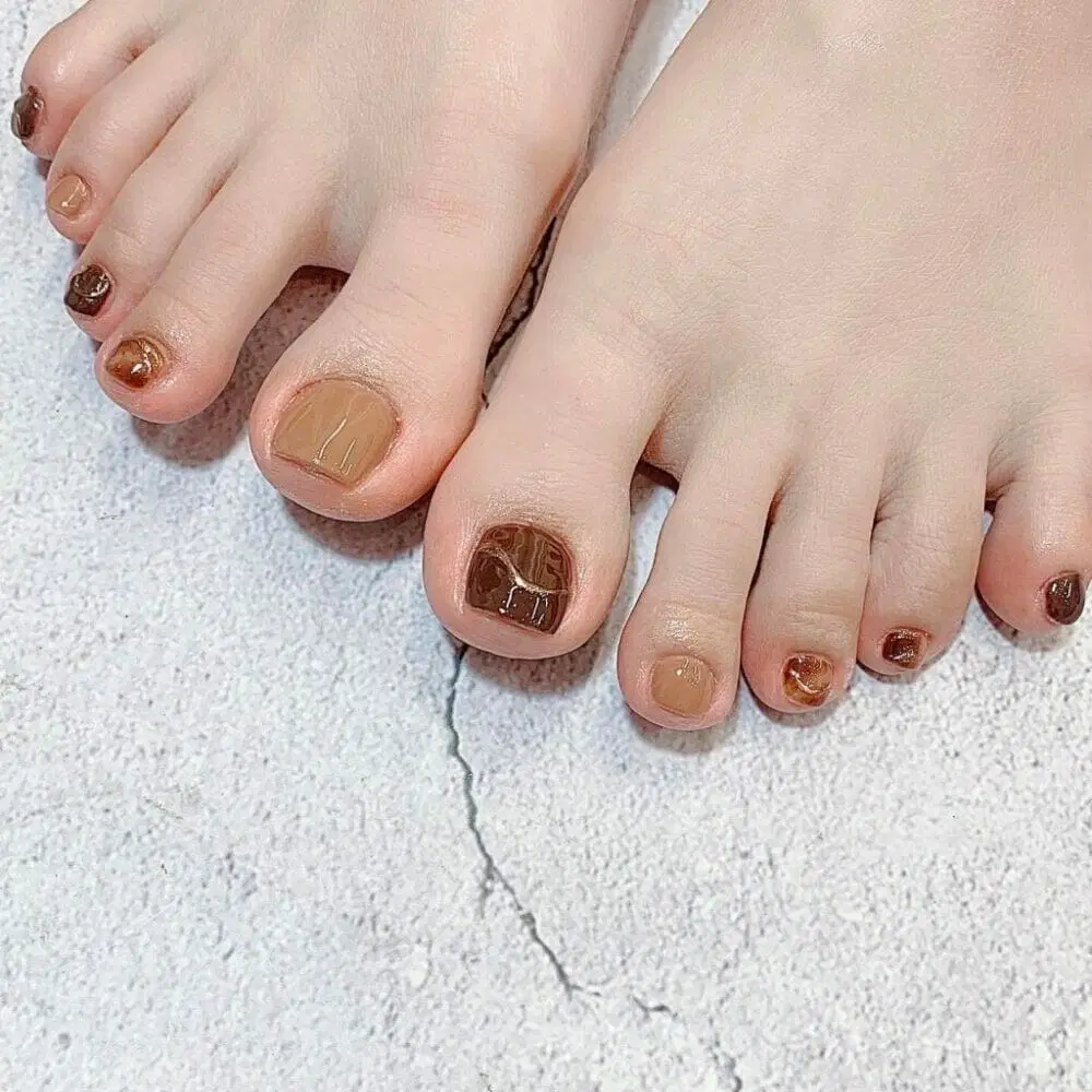 Gel nails pedicure, Diva Nails & Spa