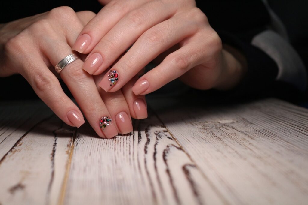 Nail Cut & Filing, Diva Nails & Spa