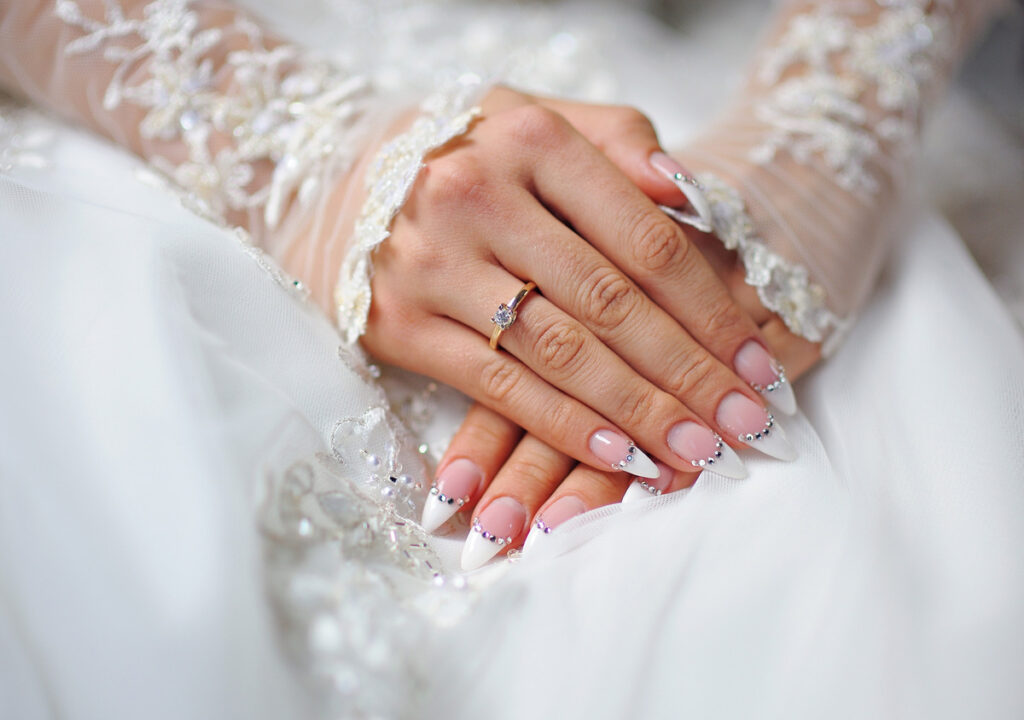 Expert Nail Technicians, Elegant Nail Spa Shelby Township MI